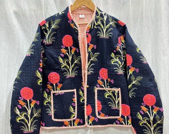 Giacca trapuntata in cotone fatta a mano: cappotto boho reversibile con stampa floreale