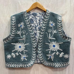 Handmade Floral Embroidered Suzani Vest: Indian Boho Jacket