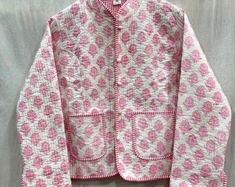 Giacca rosa trapuntata in cotone: cappotto invernale reversibile in stile boho