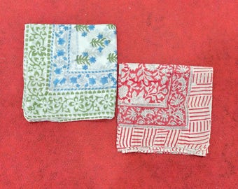 Szalik z bawełny organicznej z nadrukiem blokowym: Sarong kwiatowy, 39x39 cali