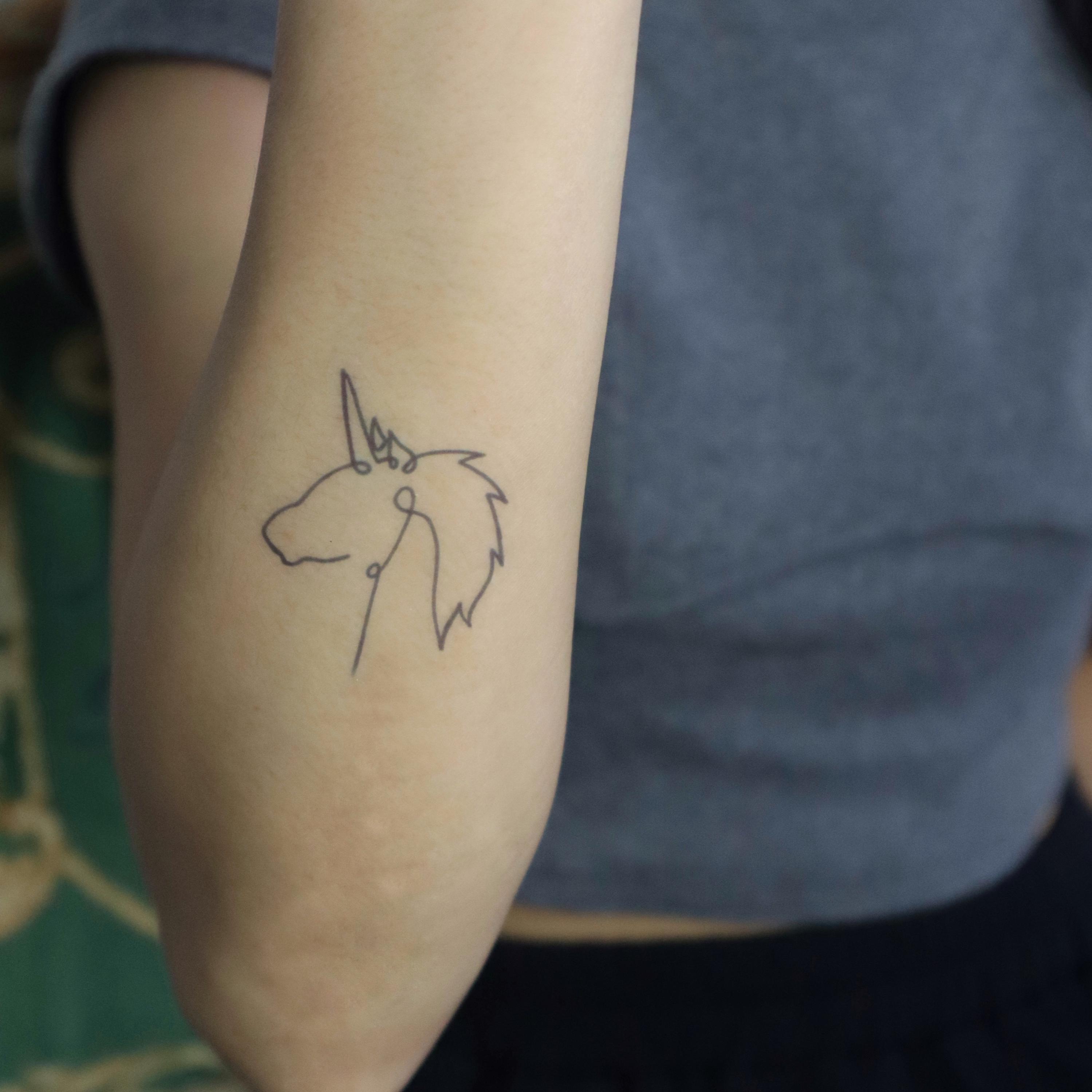 Pequeño tatuaje de unicornio - Etsy México, image size:2999x3000