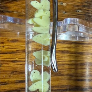 Buttery yellow color, float pen, heart themed, fidget pen, personalized or glittered base