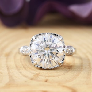 Art-Deco-Stil Moissanite Ring, 5ct Rundschliff Moissanite Diamant-Verlobungsring, Vintage filigrane Ring, Jubiläumsgeschenk für sie, 10K Gold