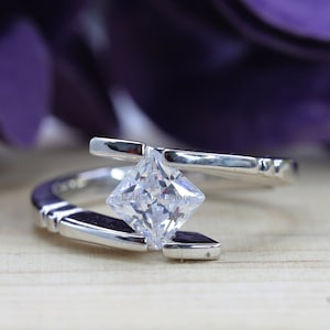 Tension Set-Swirl Ring, Solitaire Ring, Princess Diamond Engagement Ring, Tension Set Ring, Single Stone Ring, 14K White Gold Woman's Ring