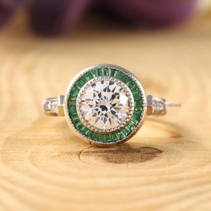 Vintage Style Round Diamond & Green Emerald Ring, Art Deco Emerald Halo Ring, Vintage Milgrain Bezel Set Engagement Ring, 925 Silver Ring