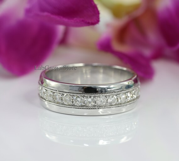 Single layer sales diamond band ring