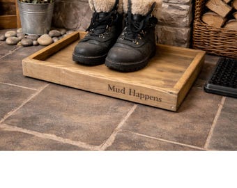 Bandeja para botas de madera reciclada – Almacenamiento de botas de agua hecho a mano, opción de personalización.