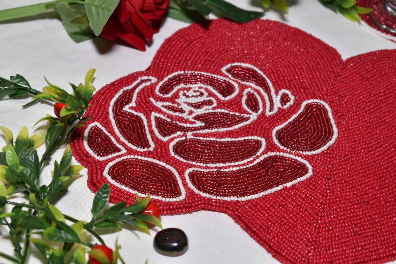 ZARIMOON Beaded Heart Placemat - Thumbnail 2