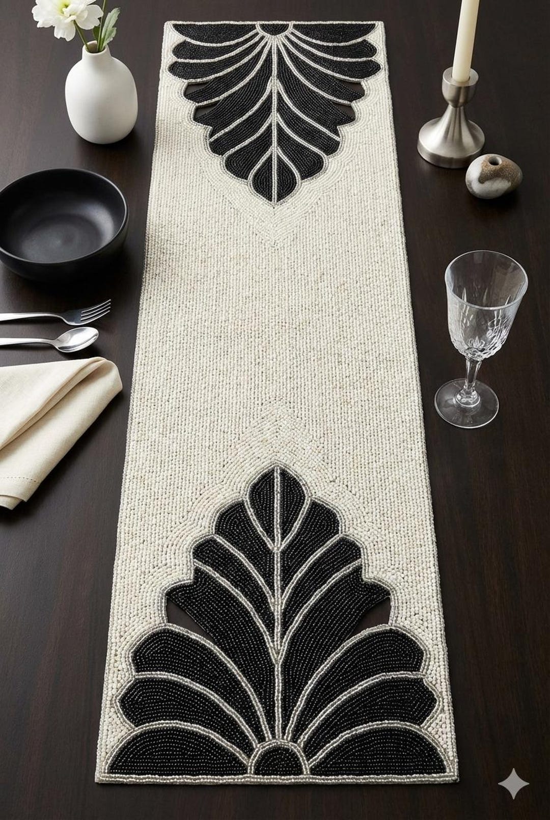 Art Deco Beaded Table Runner - Black & Ivory Scalloped Fan Design - Etsy