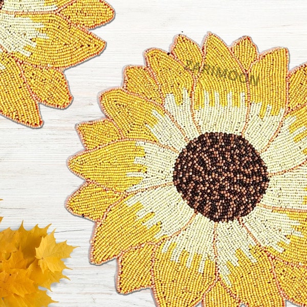 Sun flower handmade bead placemat, beaded charger, beaded table mat, yellow white centrepiece, gift for her, embroidered