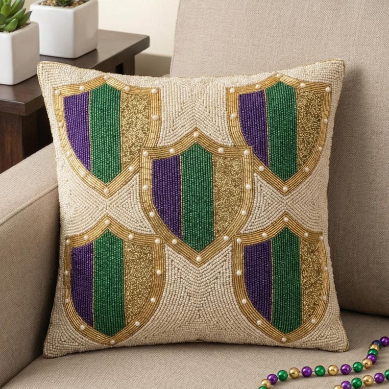 ZARIMOON Throw Pillow