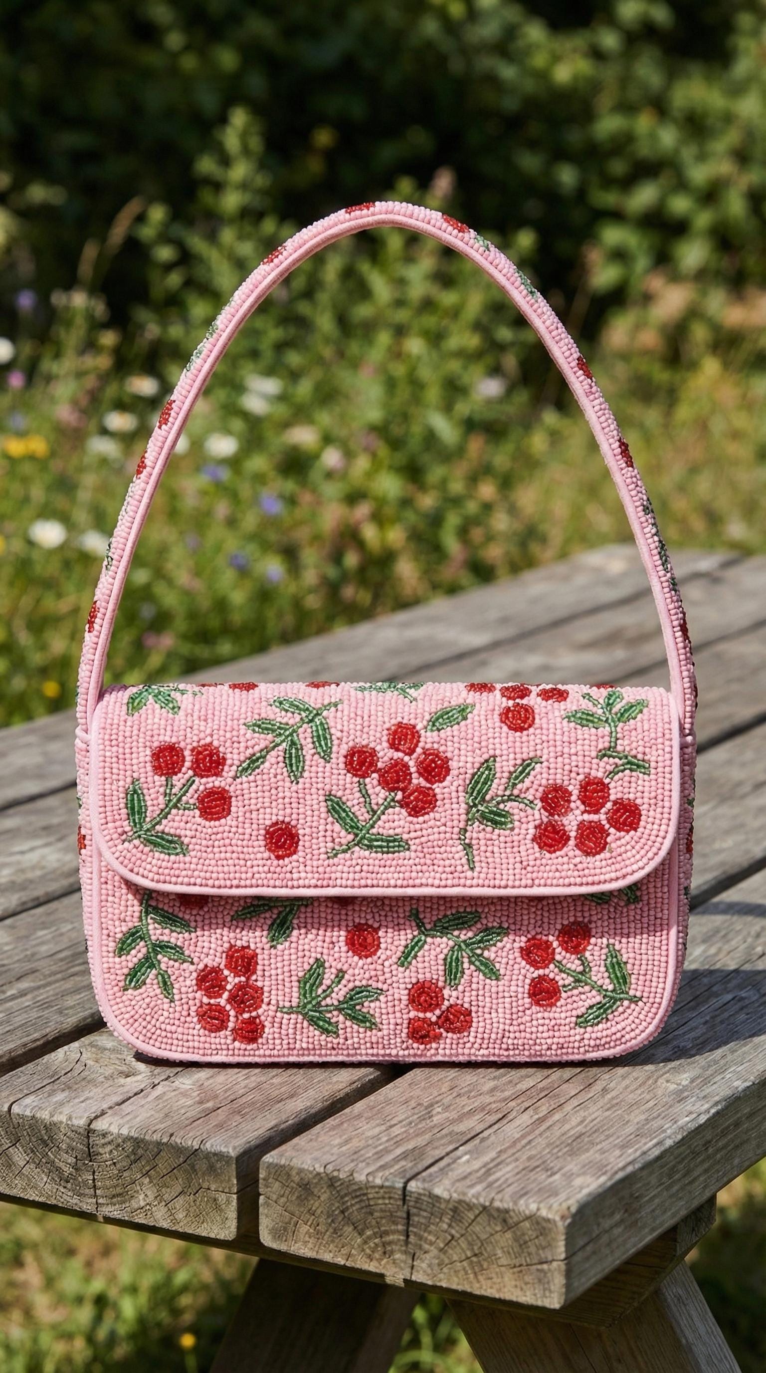 cherry様の鞄 Pink Cherry Beaded Handbag - Red and Green Floral Fruit Shoulder