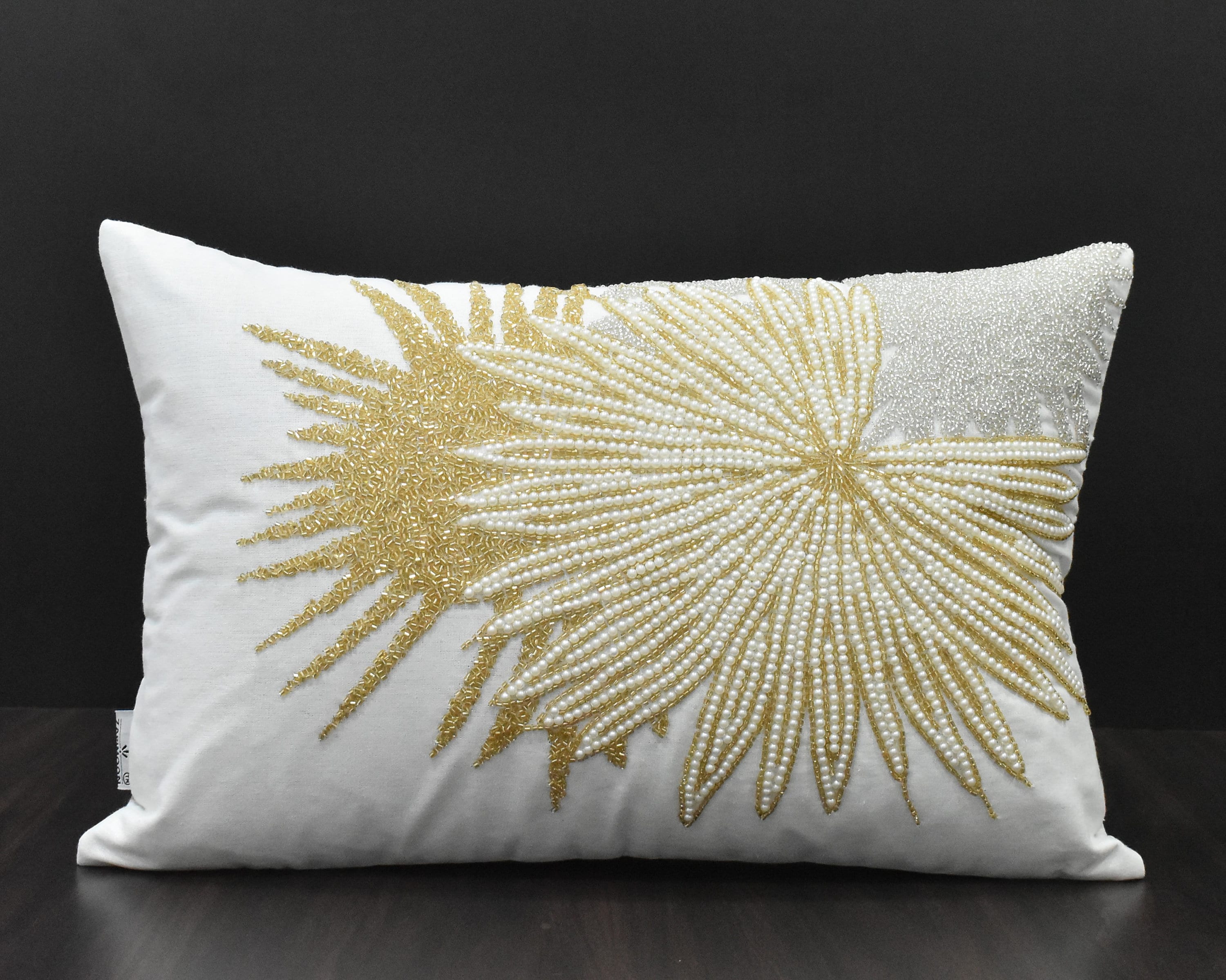 Weiß Gold Tropical Dekokissenbezug Perlen Handmade Luxus Zeitgenössische Kissenbezug Hand bestickt verschönerte Kissen Geschenk