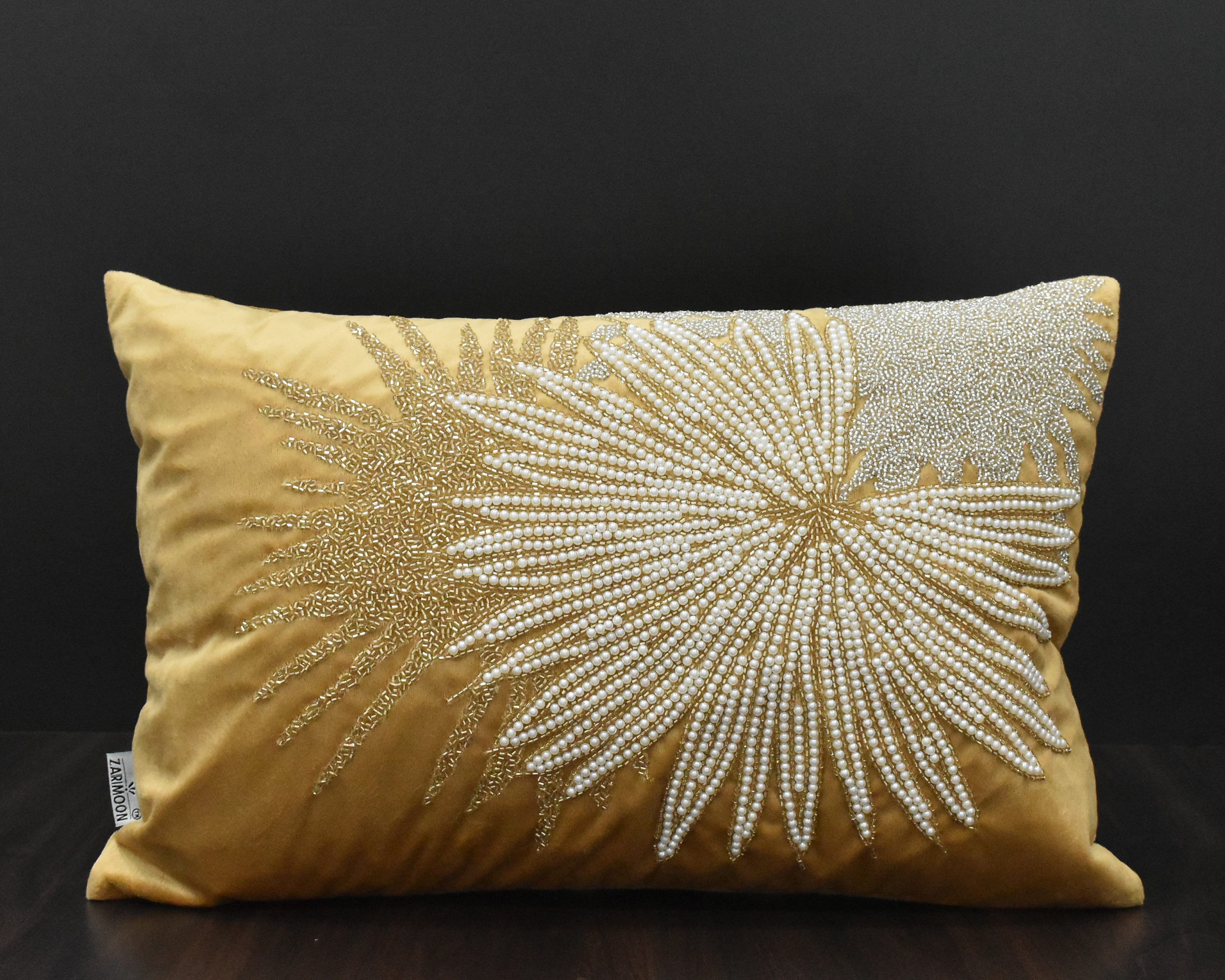 Rosa, Weiß, Gold Tropical Dekokissenbezug Perlen Handgemachter Luxus Zeitgenössischer Kissenbezug Hand Bestickt Verziertes Kissen Geschenk