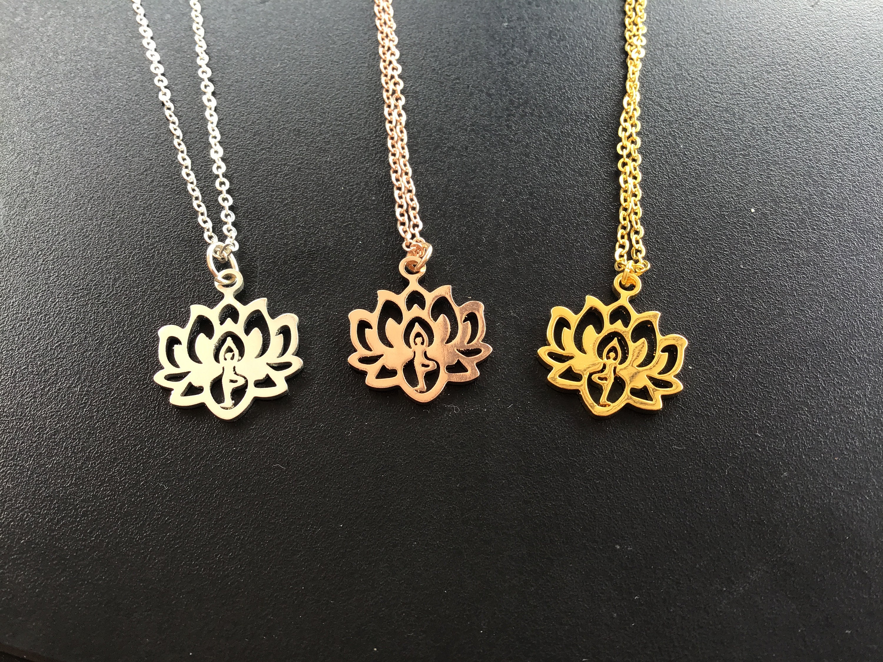 Gold lotus / water lily pendant with matching chain Etsy
