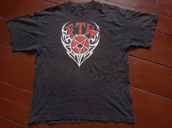 VTG T-shirt FTW Pentagram
