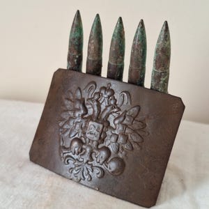 Boucle représentant un soldat de l'armée impériale russe pendant la Première Guerre mondiale