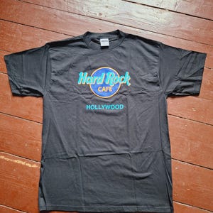 VTG T-shirt Hard Rock Cafe Hollywood , Made in the USA ,  single stitch. Size -XL
