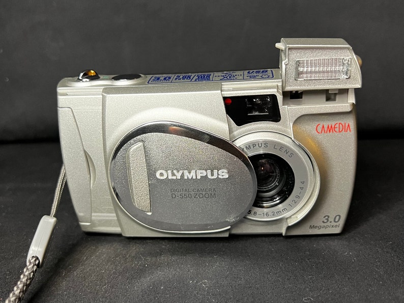 Retro Olympus CAMEDIA D550 Zoom Digital Camera Etsy