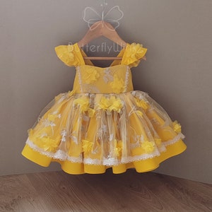 Gele verjaardag jurk, gele feestjurk voor meisjes, gezwollen gele jurk, gele 1e verjaardag jurk, tuin fotoshoot gele jurk afbeelding 6