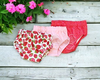 Girl's bloomers, shorts, diaper cover, Baby girl diaper cover with strawberries, Girl's summer short, Giftable clothing for girls, Gift