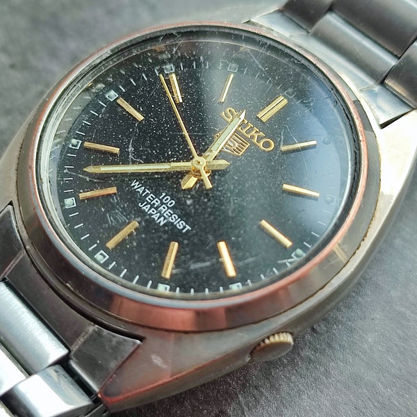 1980er Jahre SEIKO 5 Herren Quarzuhr Vintage Japanische 100m Armbanduhr SERVED