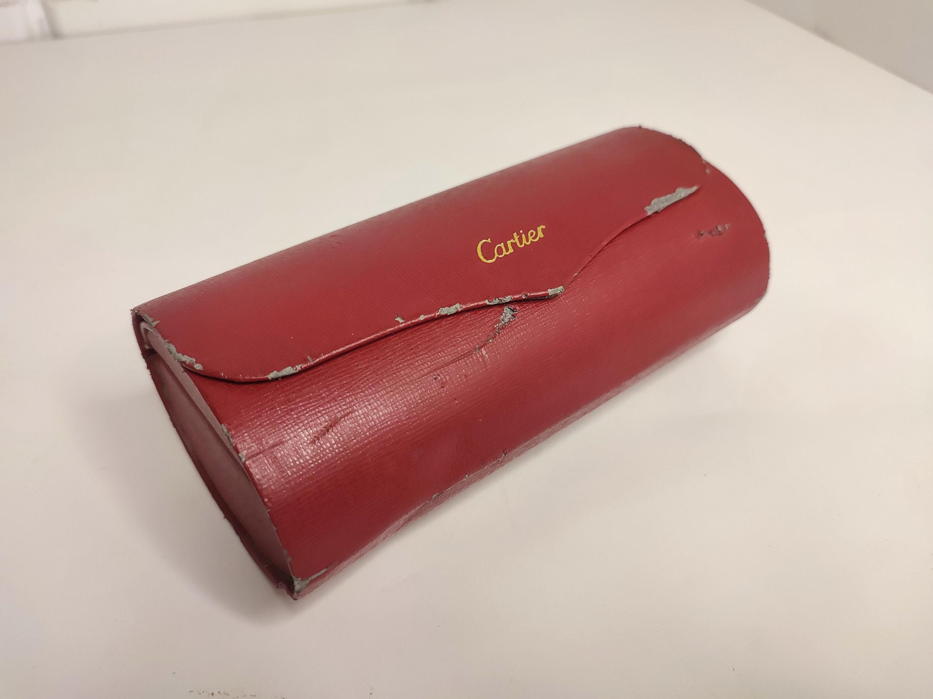 Cartier glasses case hotsell