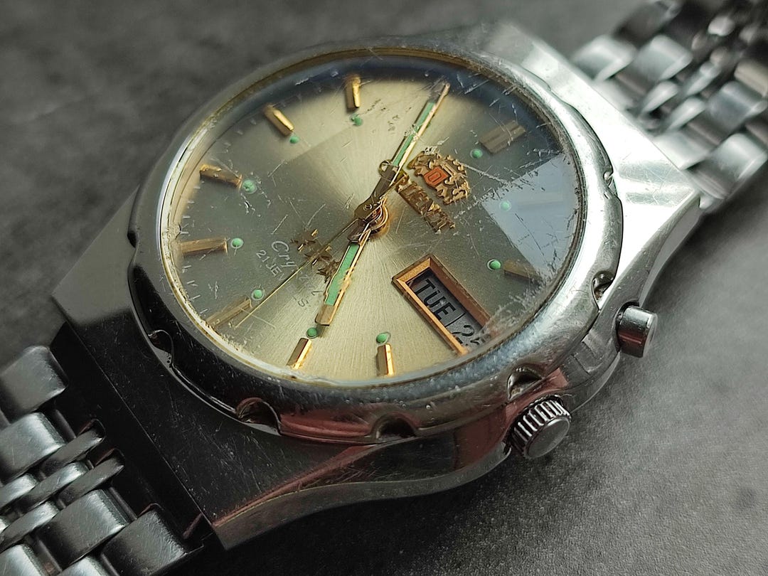 Rare 1980's ORIENT 3 Star Glass Crystal Men's Watch Vintage