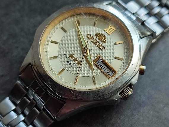 1970's ORIENT 3 Star EM5C-B0 Men's Watch Vintage Japanese