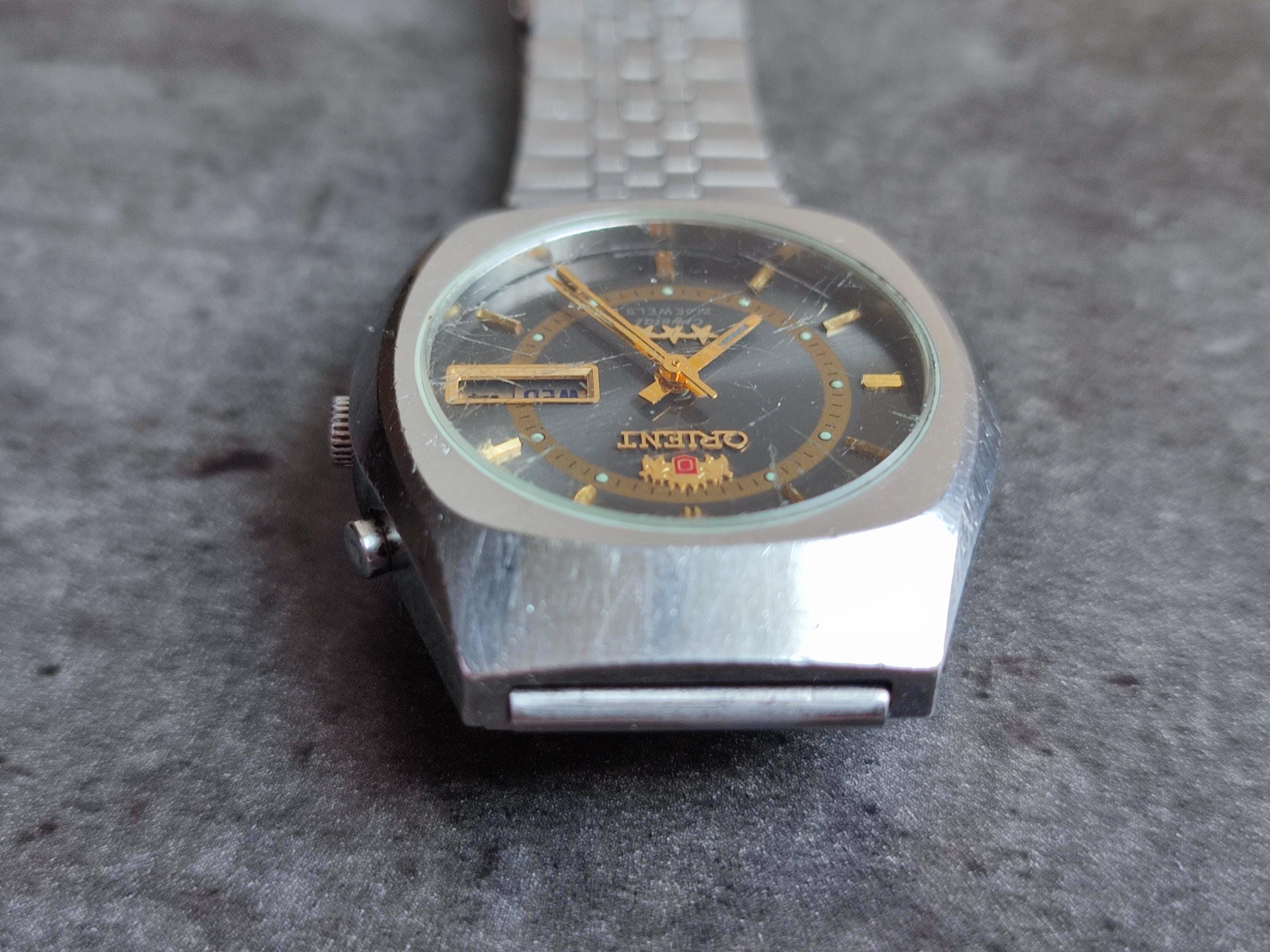 1970's ORIENT 3 Star Crystal Men's Watch Vintage Japanese