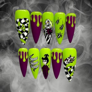 It’s Showtime • Salon Quality • Long-Wearing • Set of 10 • Luxury Hand Painted Reusable Press On Nails