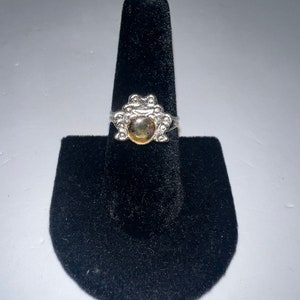Vintage Women’s Silver Toned Ring