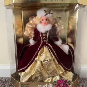 Vintage 1996 Barbie Happy Holidays 15646