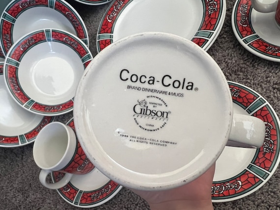 【希少・レア】Coca-Cola 陶器皿 6枚セット　ナイフ・フォーク6客付き 希少・レア】Coca-Cola 陶器皿 6枚セットナイフ・フォーク6客付き