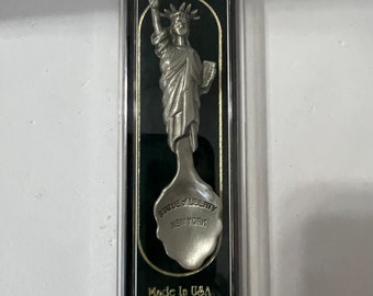 Vintage Genuine Pewter Collectible Spoon New York