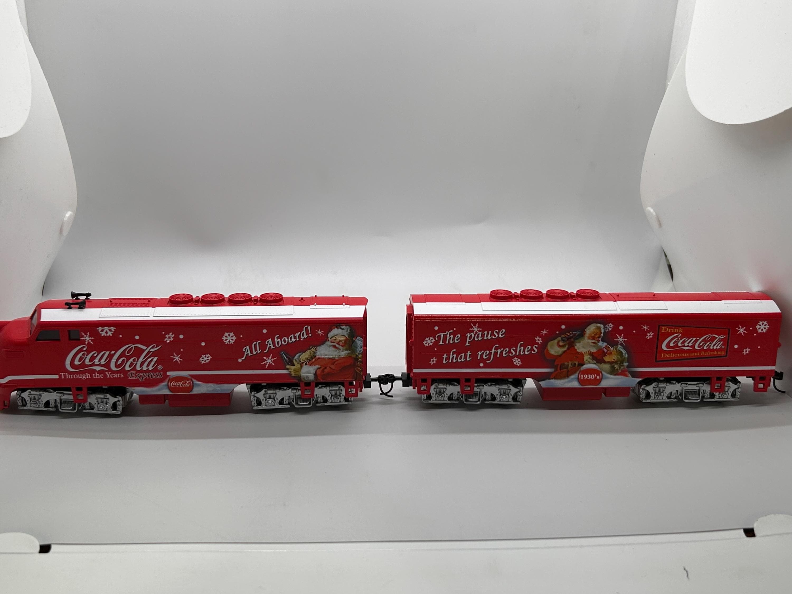 Coca-cola Express Hawthorne Village Train Set Locomotive With Car