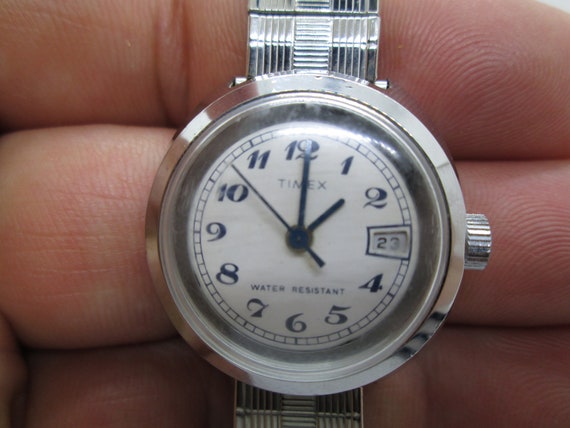 Timex Vintage Women\'s Watch Water Resistant Stainless Steel Timex Legacy Day and Date 36mm Stainless Steel Bracelet  main image 2