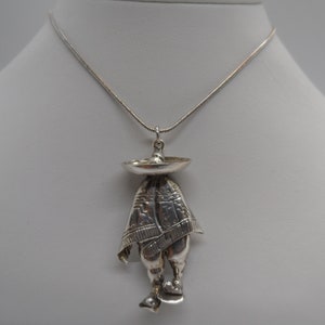 Vintage Silver Mexican Cowboy Having a Siesta Pendant with Snake 925 Necklace, 20&quot;