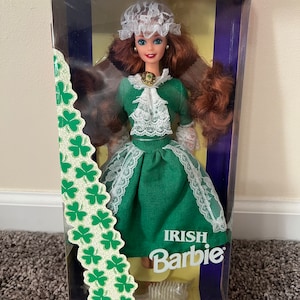 Vintage 1994 Irish Barbie Mattel #12998