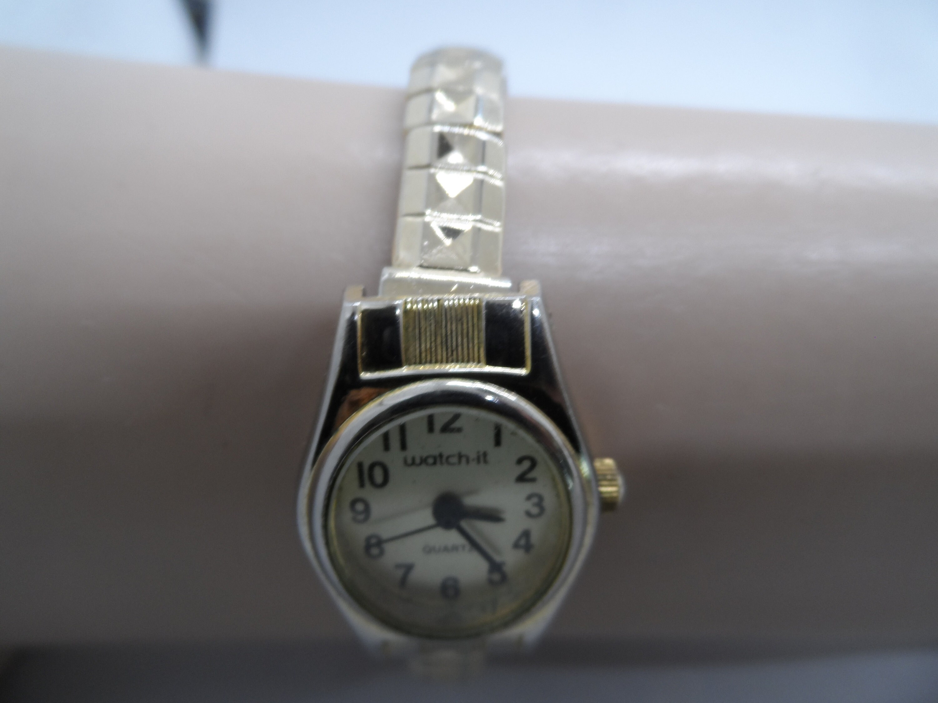 Vintage Watch It Ladies Watch MLN3009 098 PC21 Japan Quartz  display picture 2