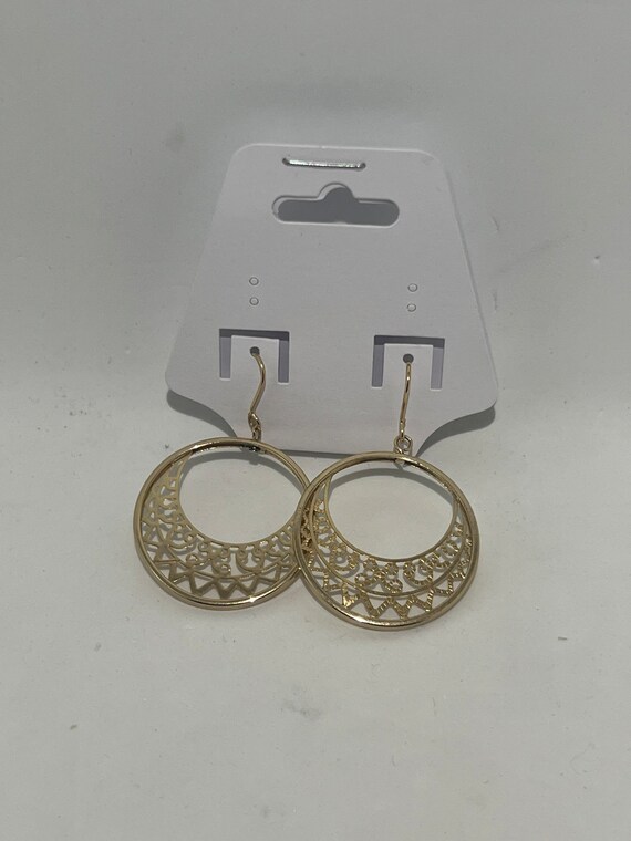 Vintage Gold Tone Hoop Earrings