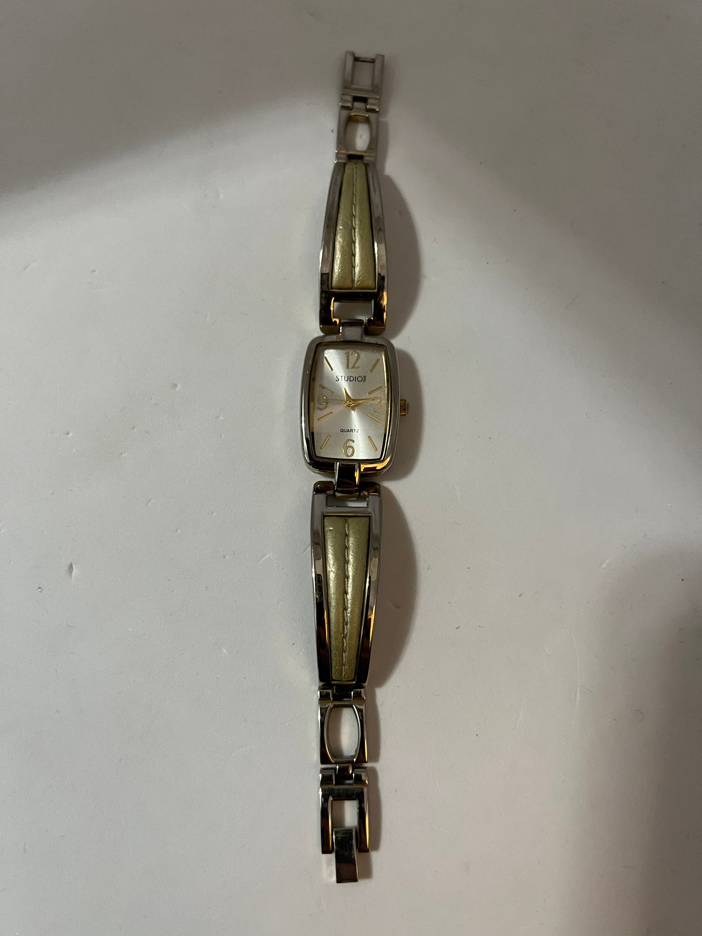 Vintage Studio Time Quartz Watch - Etsy Vintage Studio Time Quartz Watch - Etsy