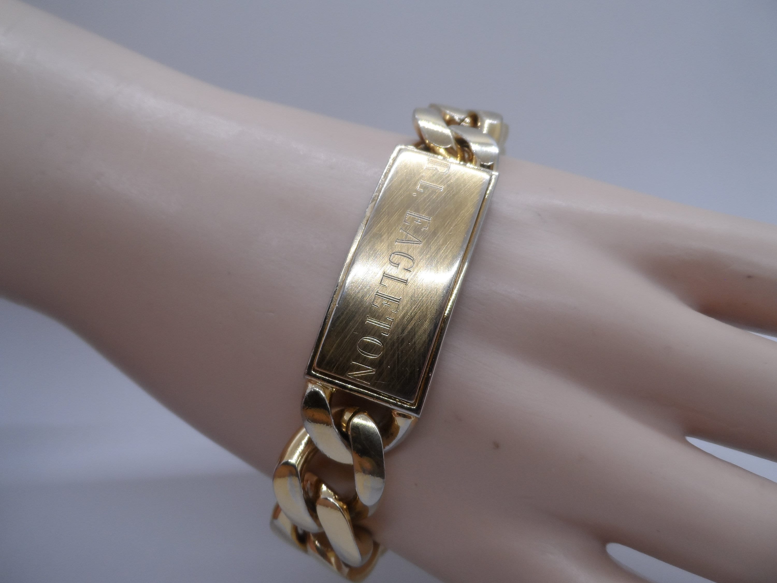 SPEIDEL社 IDブレスレット GUY ミリタリー ARMY USA Vintage Gold-tone Speidel Heavy Cuban Link Men's Bracelet W