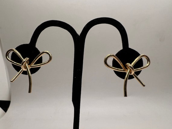 Vintage Gold Tone Bow Earrings - image 2
