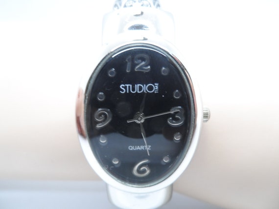 Vintage Studio Time Quartz Oval Dial Stainless/black Enamel Design Cuff  Bracelet Ladies Watch - Etsy Israel