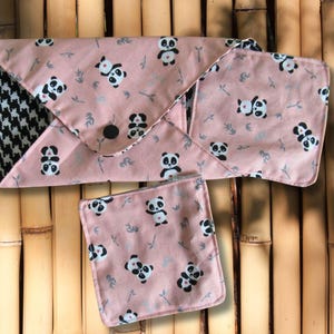 pouch and its 5 washable travel wipes, washcloth wipes, washable children's wipes, travel wipes, panda wipes
