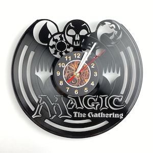 Magic The Gathering Uhr, Brettspiel Dekor, Schallplatten Uhr, Einzigartige Wanduhr, Handgemachte Geschenk Wanduhr