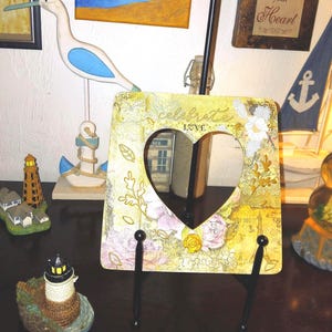 Decoupage Heart Photo Frame: Hand-Painted Floral Wood Picture Frame