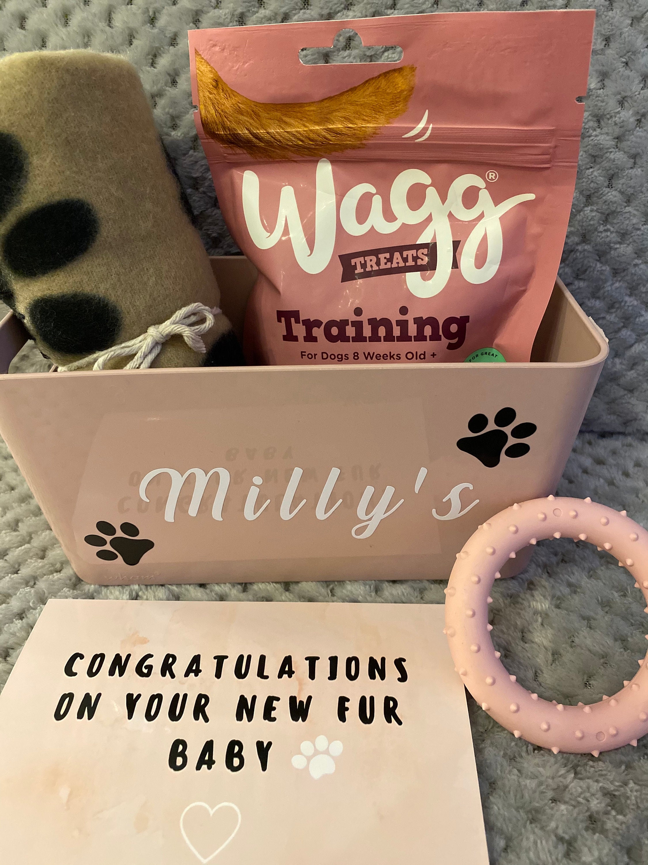 Hundewelpe Korb neue Hunde leckerli Spielzeug Decke Etsy