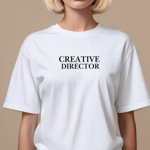 Kreativ-Direktor Unisex-T-Shirt, schweres Baumwoll-T-Shirt, Grafik-T-Shirt, minimalistisches T-Shirt. Urban Streetwear, Herren und Damen, Casual Style,